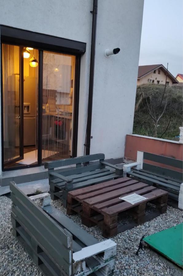 The Unique Apartment Roşu 외부 사진